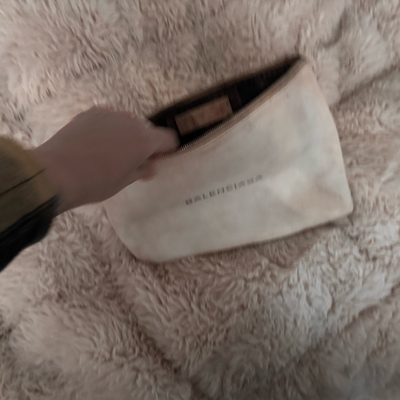 Authentic real balenciaga document holder used white as is condition staining - Picture 4 of 4